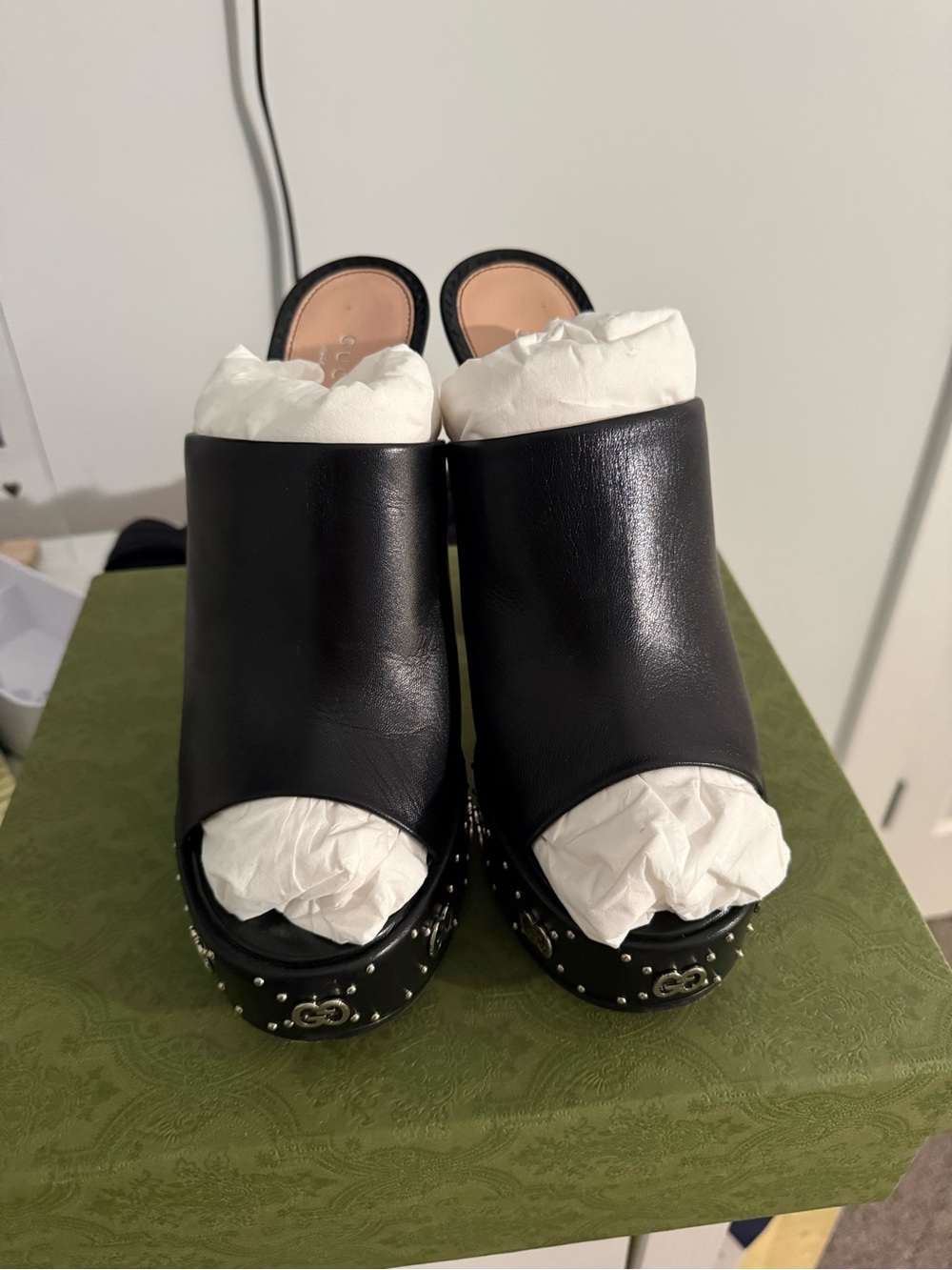 Gucci Black Leather Platform Mule Clogs with Gold GG Studs - Picture 3 of 9